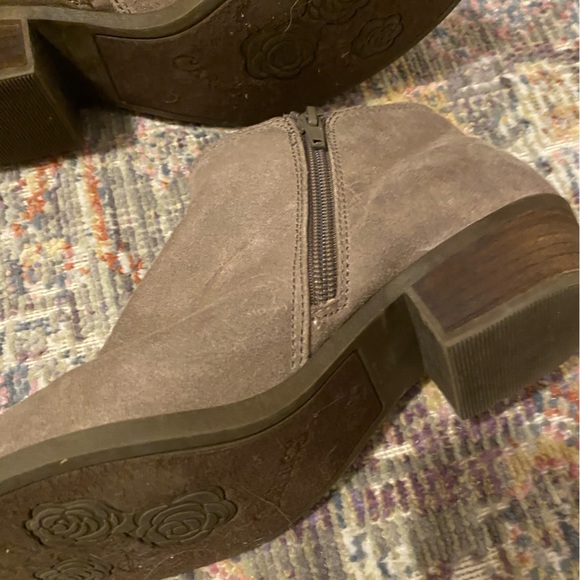 Carlos Ankle Booties - Picture 11 of 12